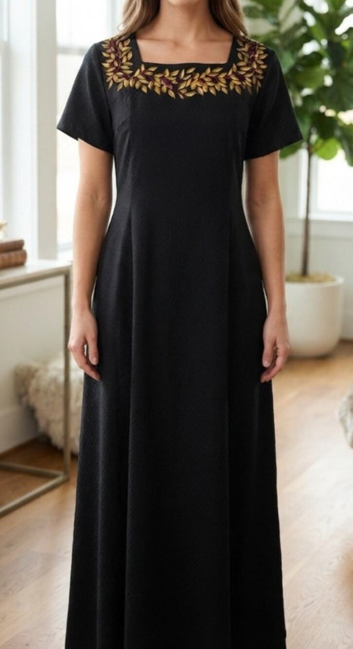 Vintage Sarah Elizabeth Moody Cottagecore Minimalist Maxi Dress w/Embroidery